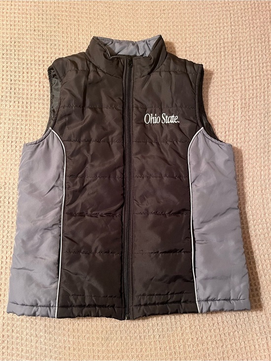 J. America Jackets & Blazers - j. america Ohio State Buckeyes
Puffer Vest Black Gray Full Zip
Women's M